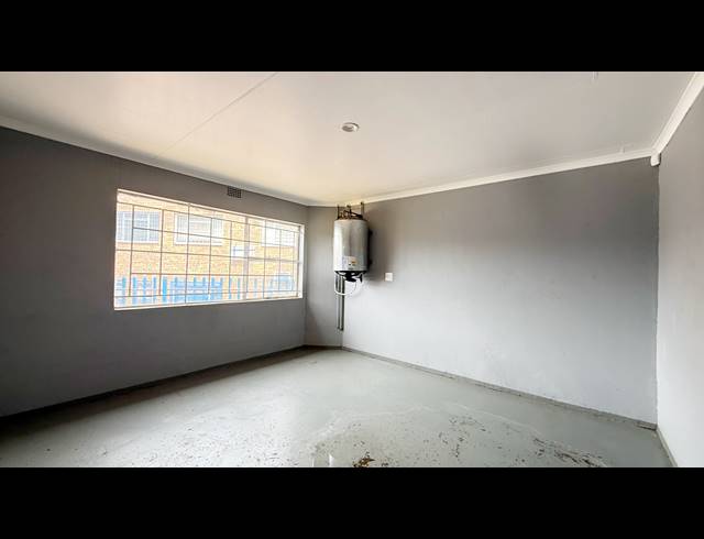 430M² WAREHOUSE TO LET IN WADEVILLE